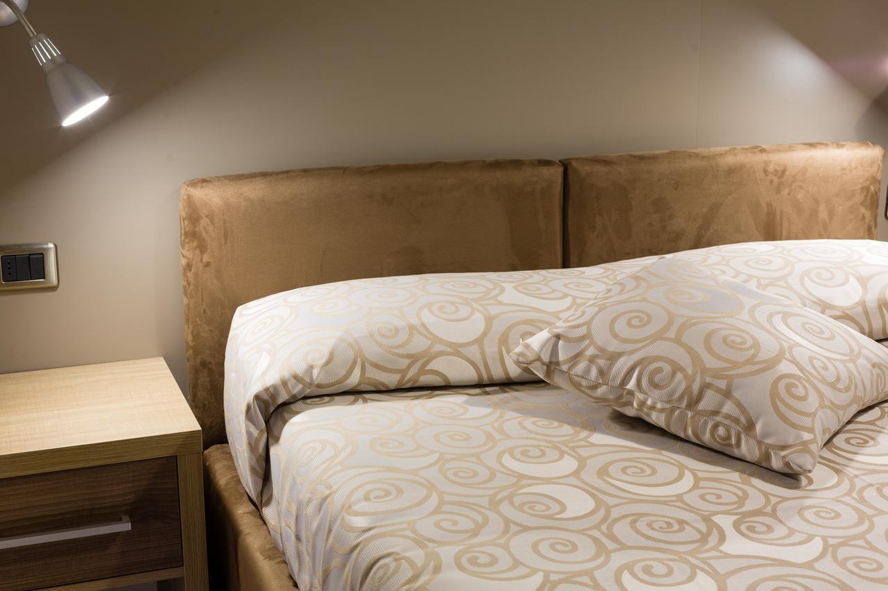 Burlamacco Suites Viareggio Ngoại thất bức ảnh