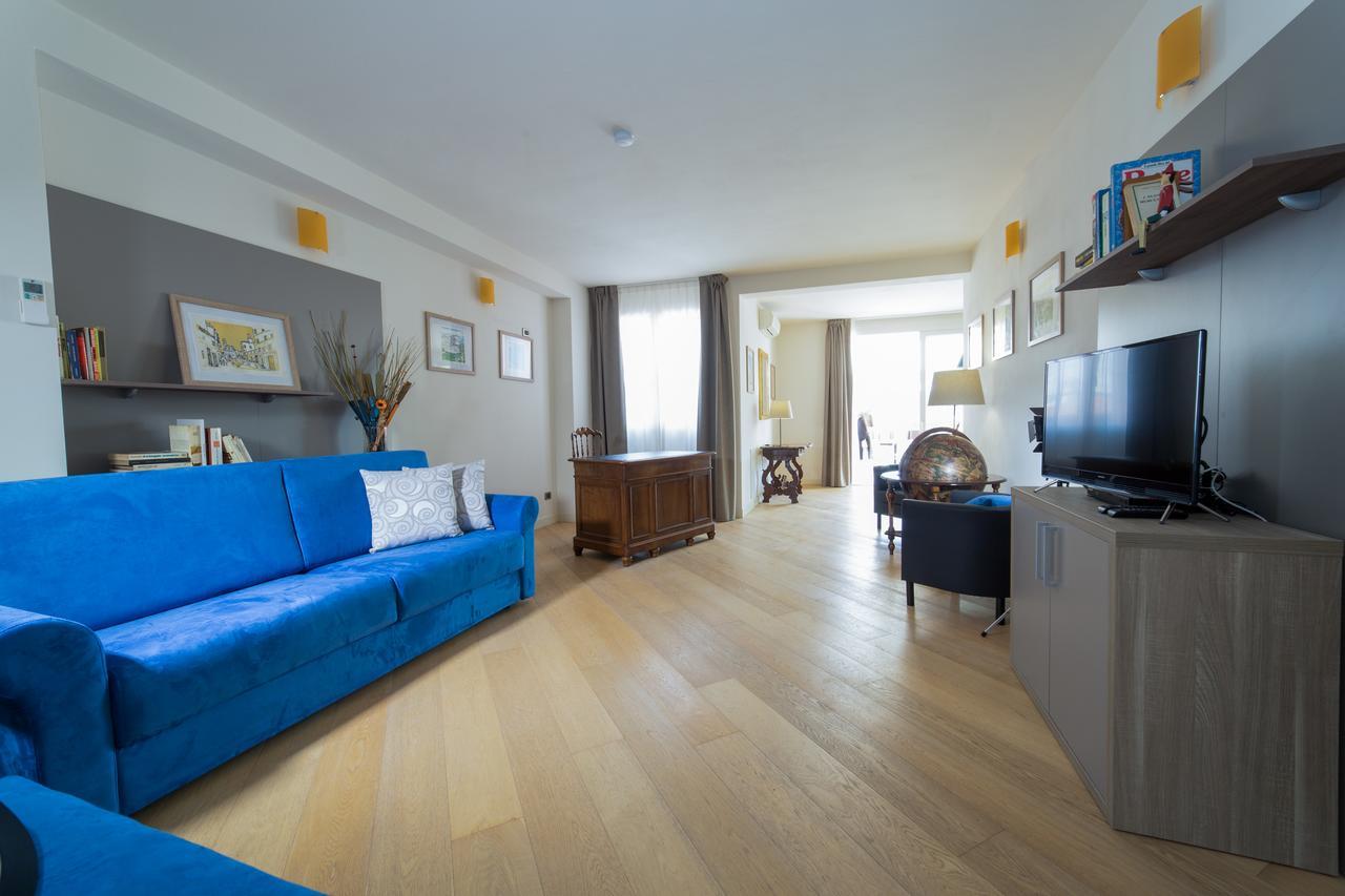 Burlamacco Suites Viareggio Ngoại thất bức ảnh