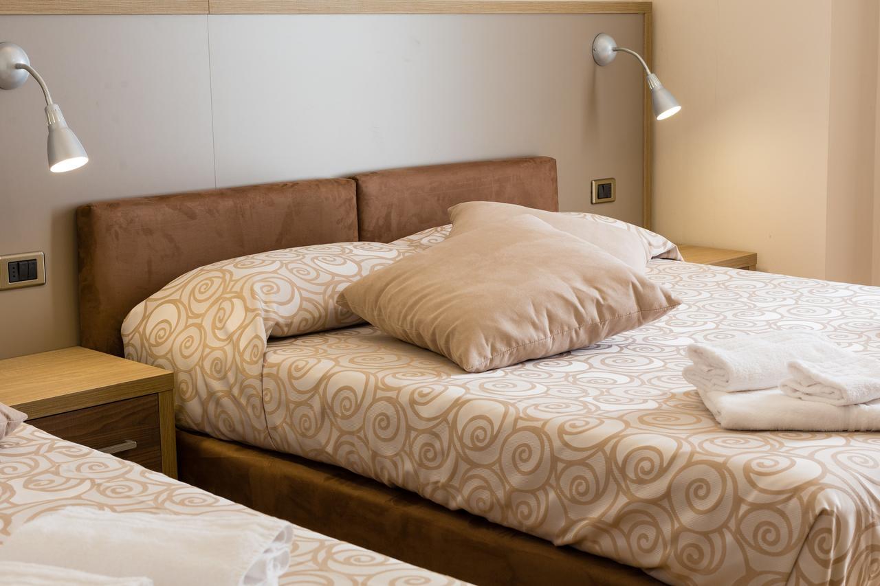 Burlamacco Suites Viareggio Ngoại thất bức ảnh